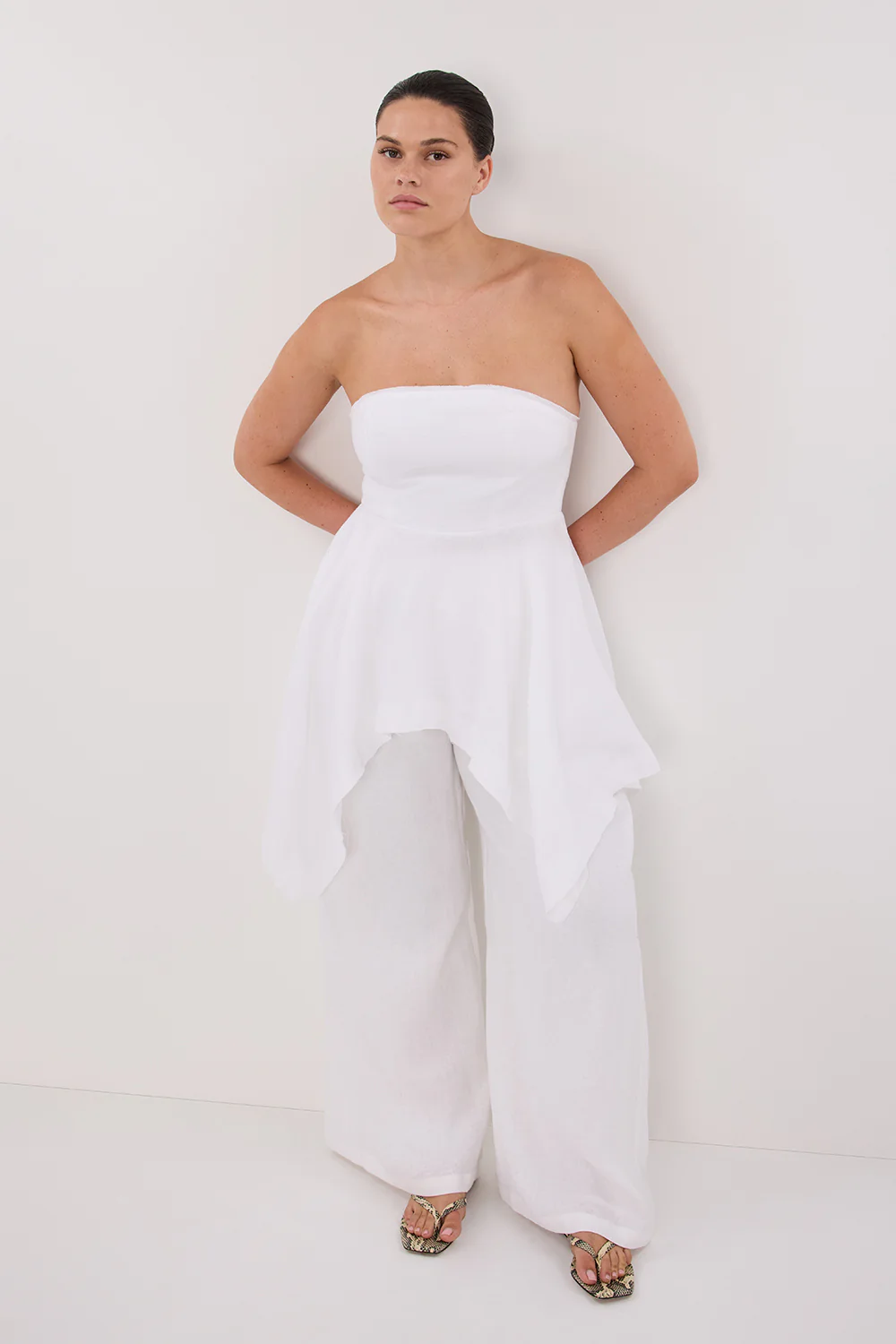 LUNA WHITE LINEN HANDKERCHIEF TOP - Gamepaces