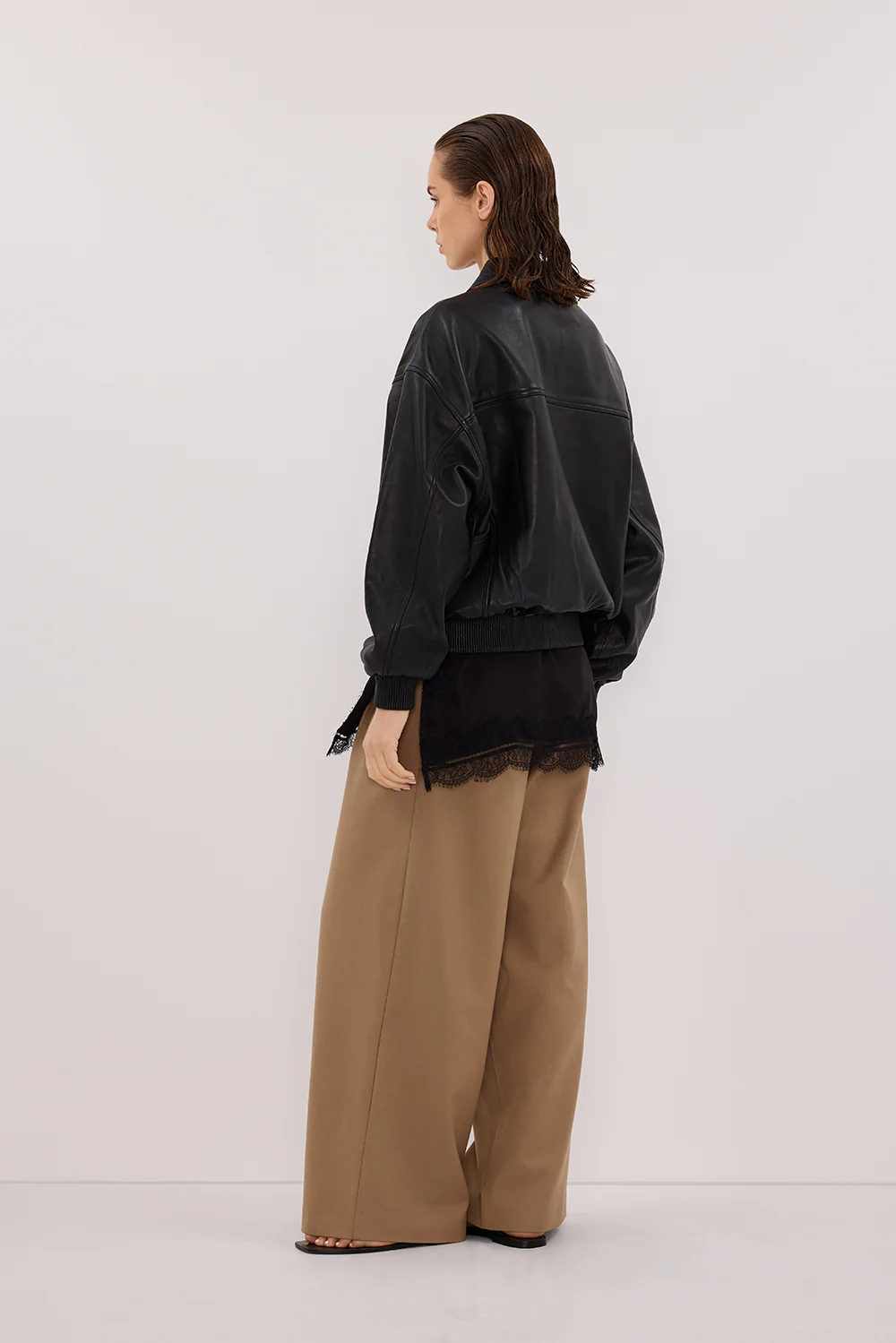 HUTTON BLACK LEATHER BOMBER JACKET - Gamepaces