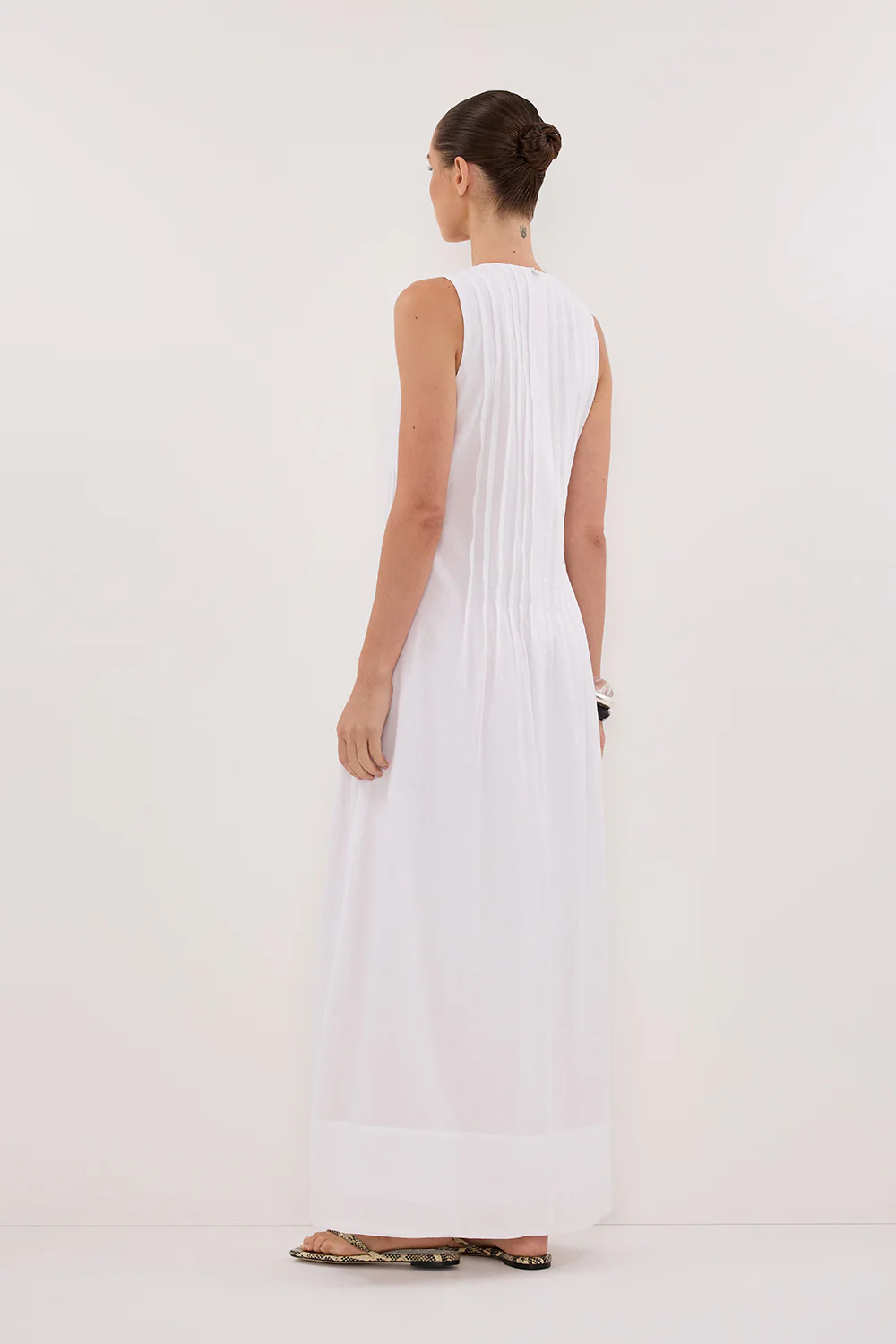 MILO WHITE LINEN BLEND MIDI DRESS - Gamepaces