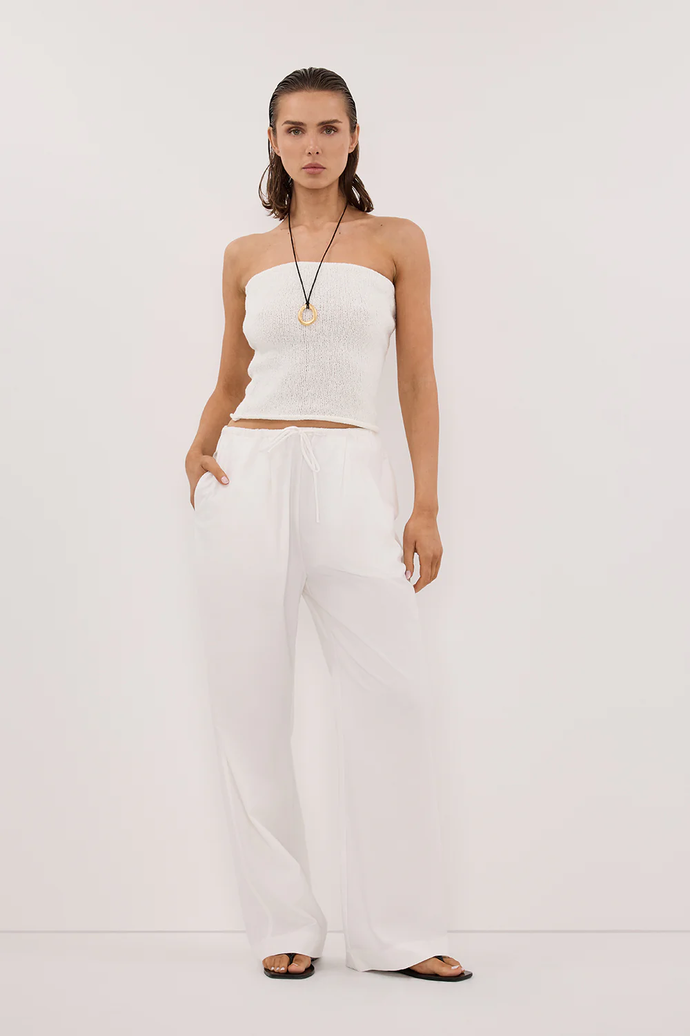 KARA OFF WHITE STRAPLESS BANDEAU KNIT TOP - Gamepaces