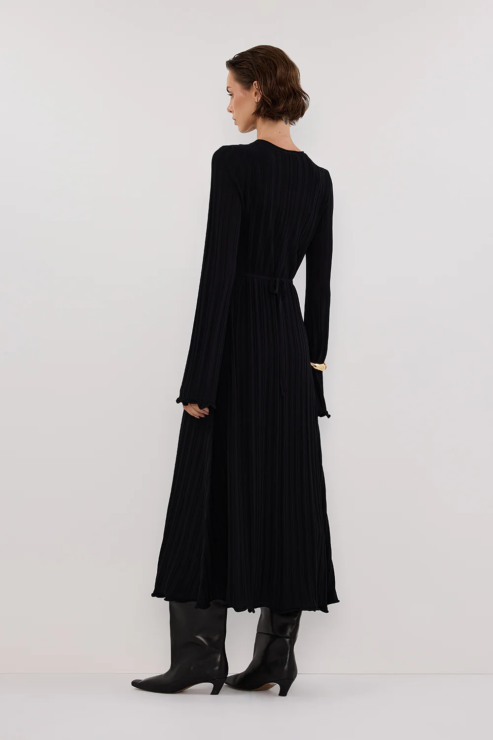 SYLVIA BLACK KNIT MIDI DRESS - Gamepaces
