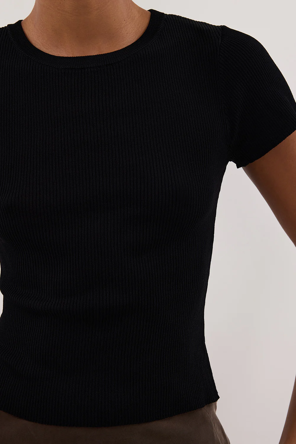 CLO BLACK RIBBED BABY TEE - Gamepaces