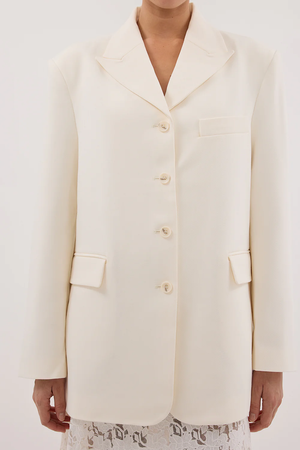 LIV CREAM BOYFRIEND BLAZER - Gamepaces