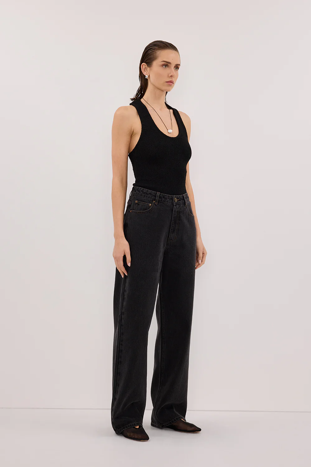 ASPEN BLACK SLEEVELESS RACER KNIT TOP - Gamepaces