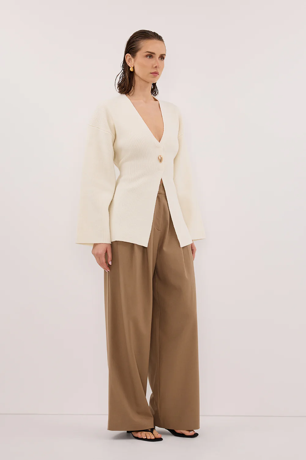 SCOUT CREAM LONG SLEEVE KNIT TOP - Gamepaces