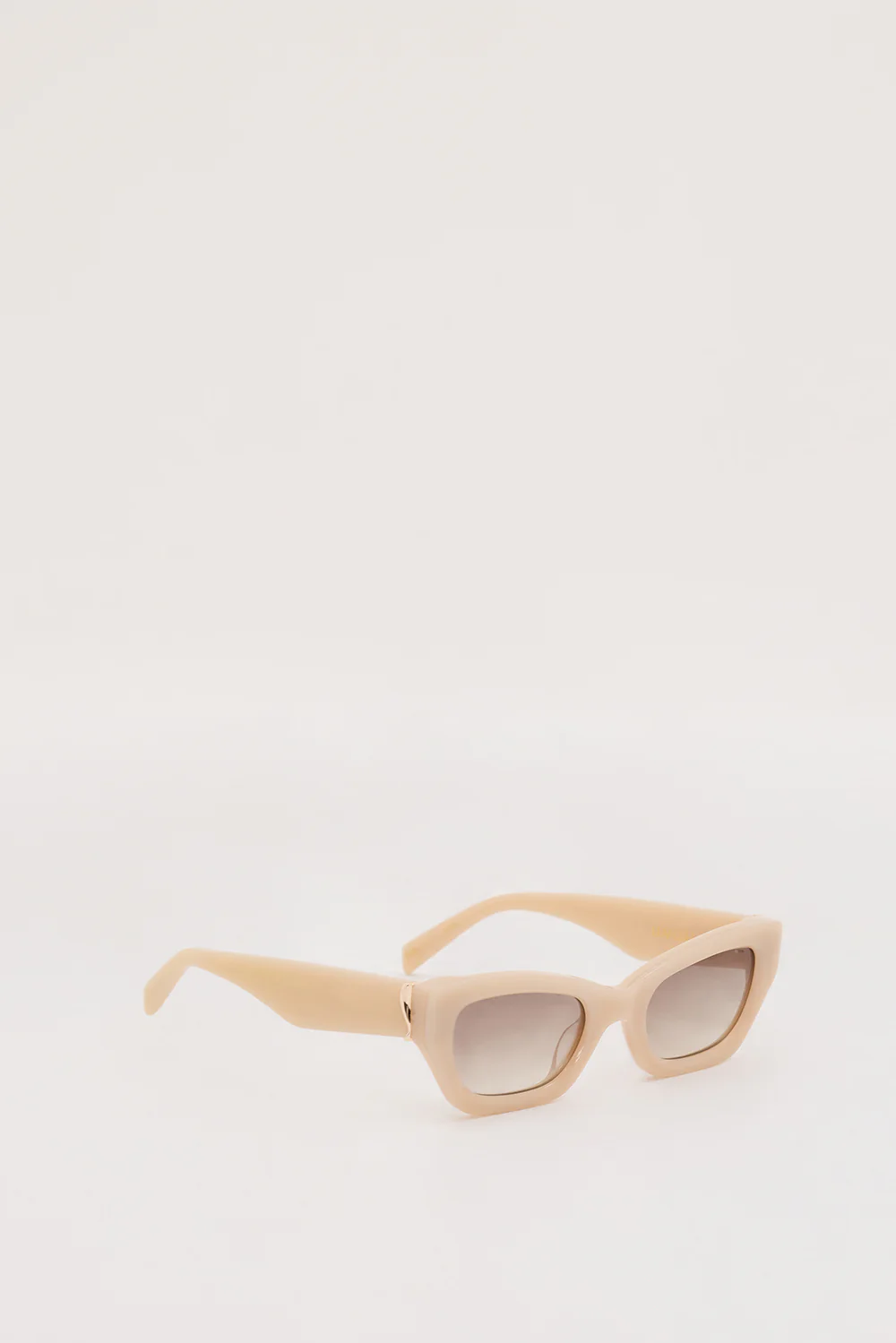 LUV LOU THE SUTTON NUDE HAZE SUNGLASSES - Gamepaces