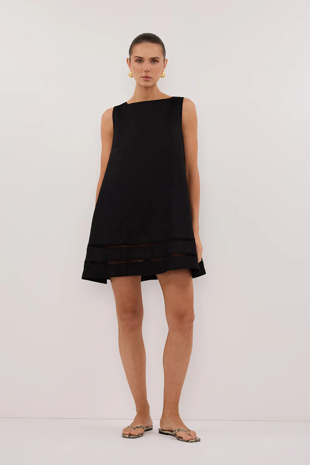 LINDSAY BLACK LINEN MINI DRESS - Gamepaces