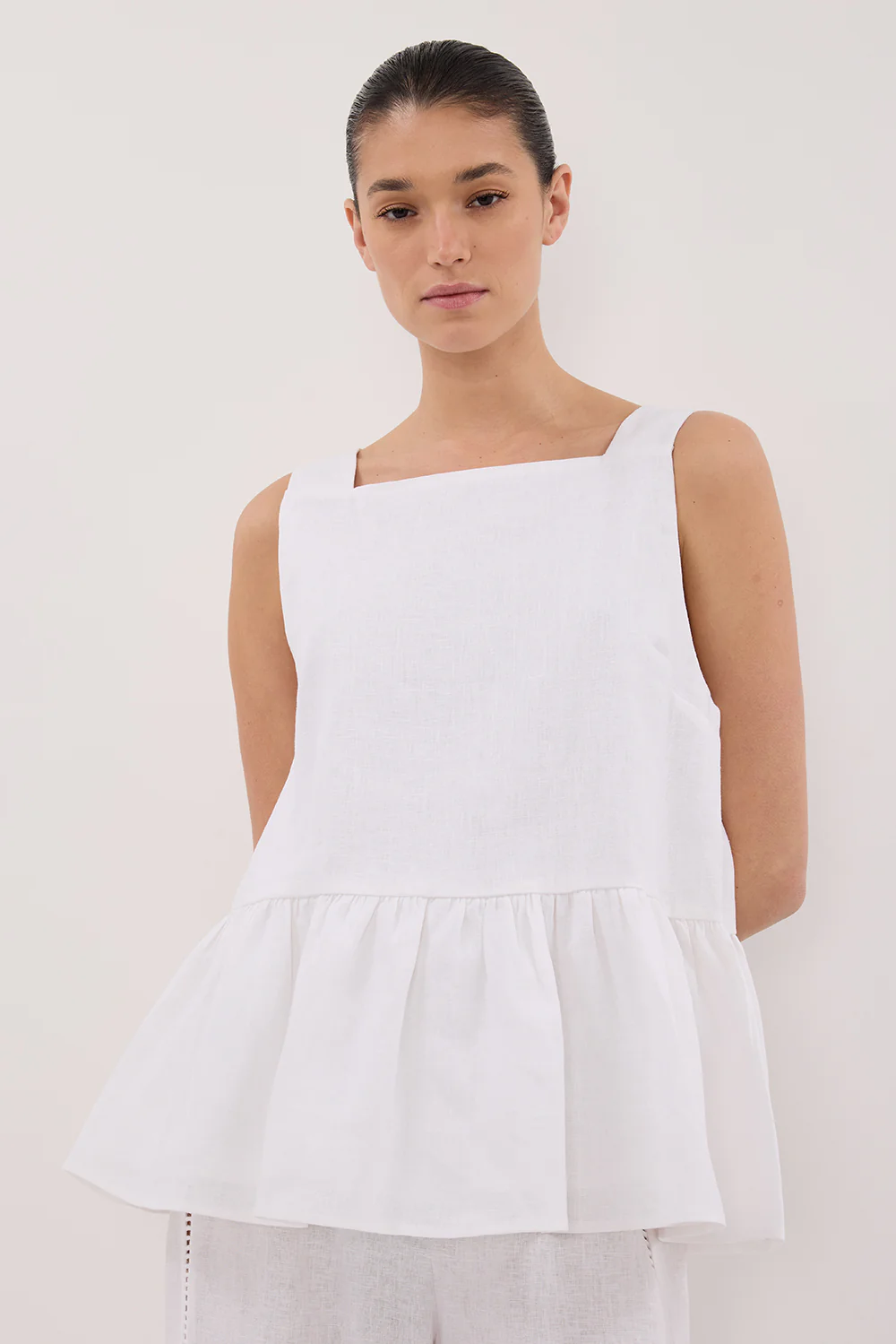 DAISY WHITE LINEN PEPLUM TOP - Gamepaces