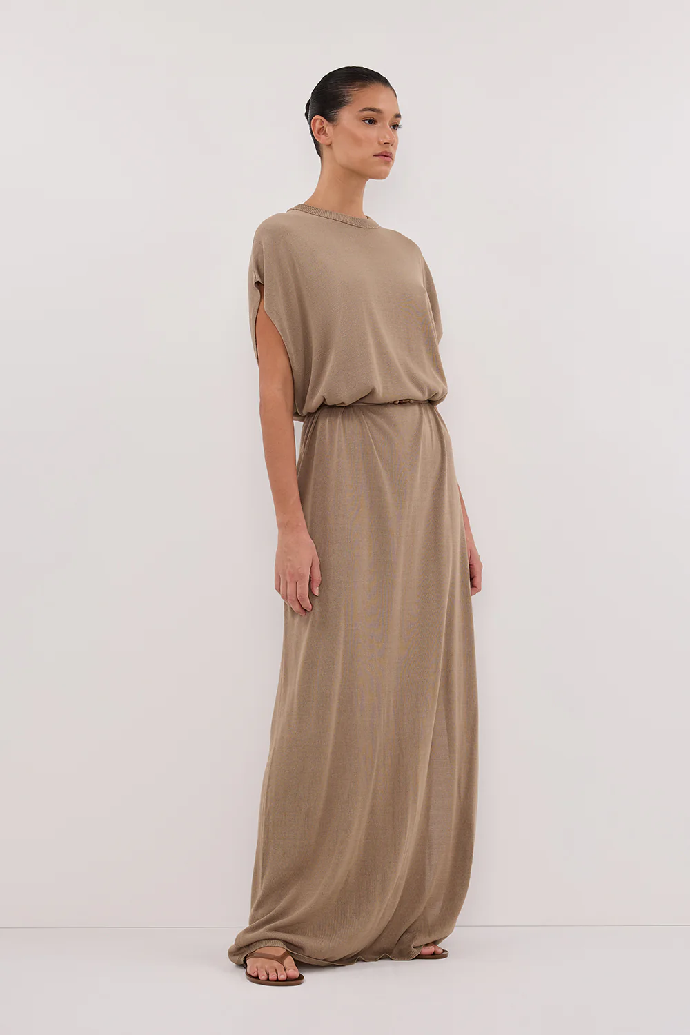 JACKI SAGE SLEEVELESS KNIT MAXI DRESS - Gamepaces