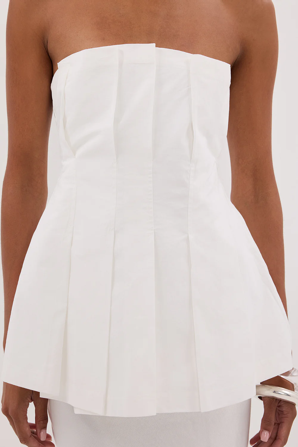 LILLY WHITE PLEATED STRAPLESS TOP - Gamepaces