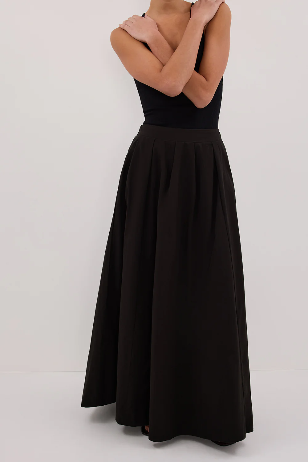 CONAGH BLACK POPLIN MIDI SKIRT - Gamepaces