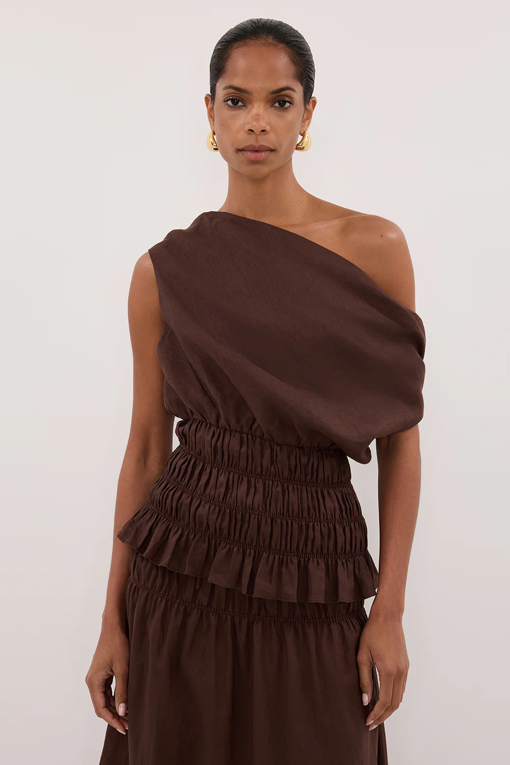 MAIA COCOA SLEEVELESS LINEN SHIRRED TOP - Gamepaces