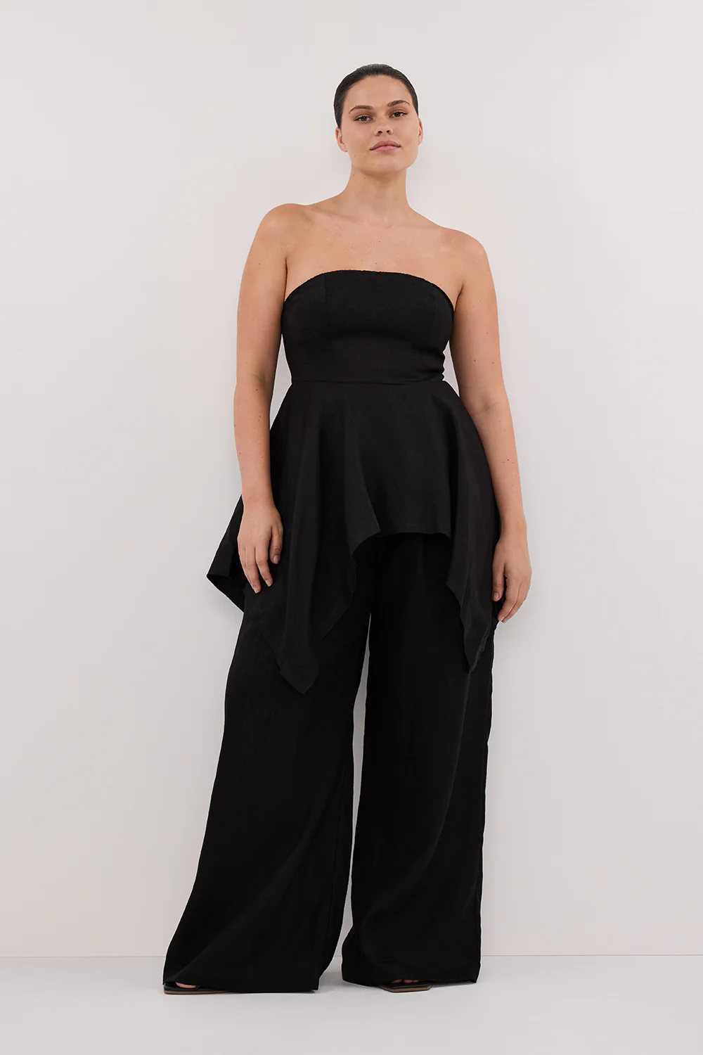 LUNA BLACK LINEN HANDKERCHIEF TOP - Gamepaces