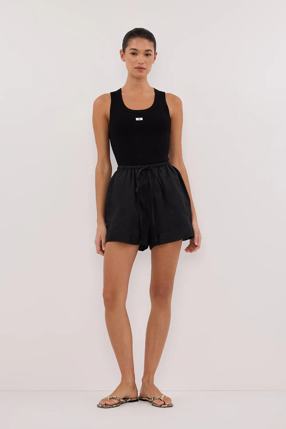 KAI BLACK RAMIE SHORT - Gamepaces