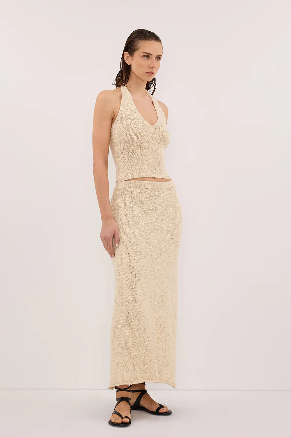 DINA NATURAL SLEEVELESS HALTER KNIT TOP - Gamepaces