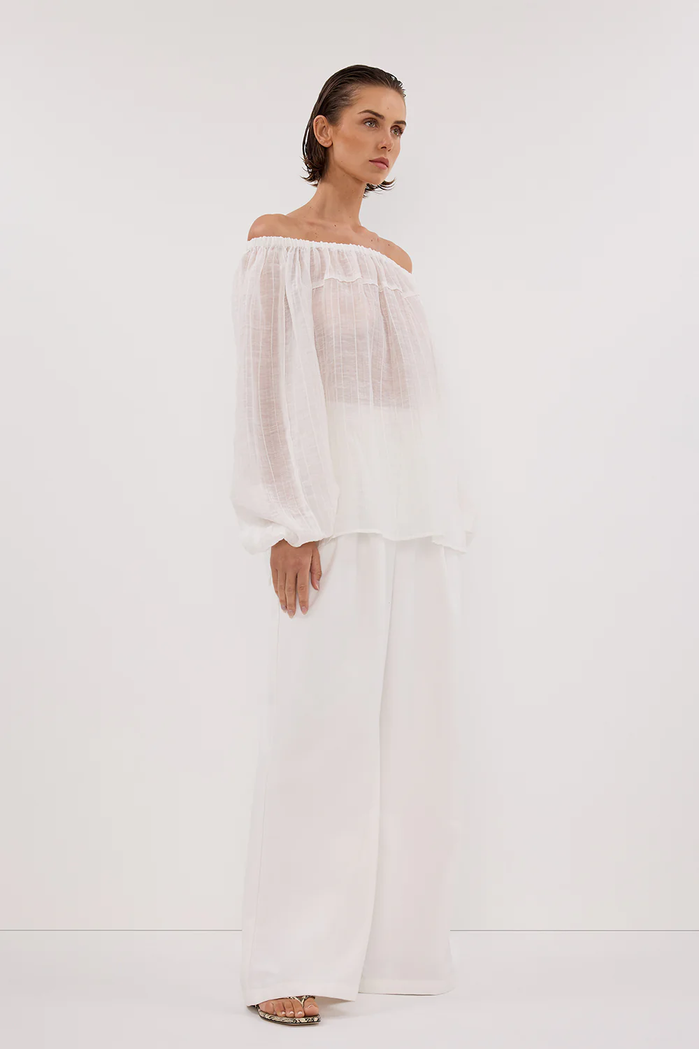 TAHITI WHITE LONG SLEEVE TOP - Gamepaces