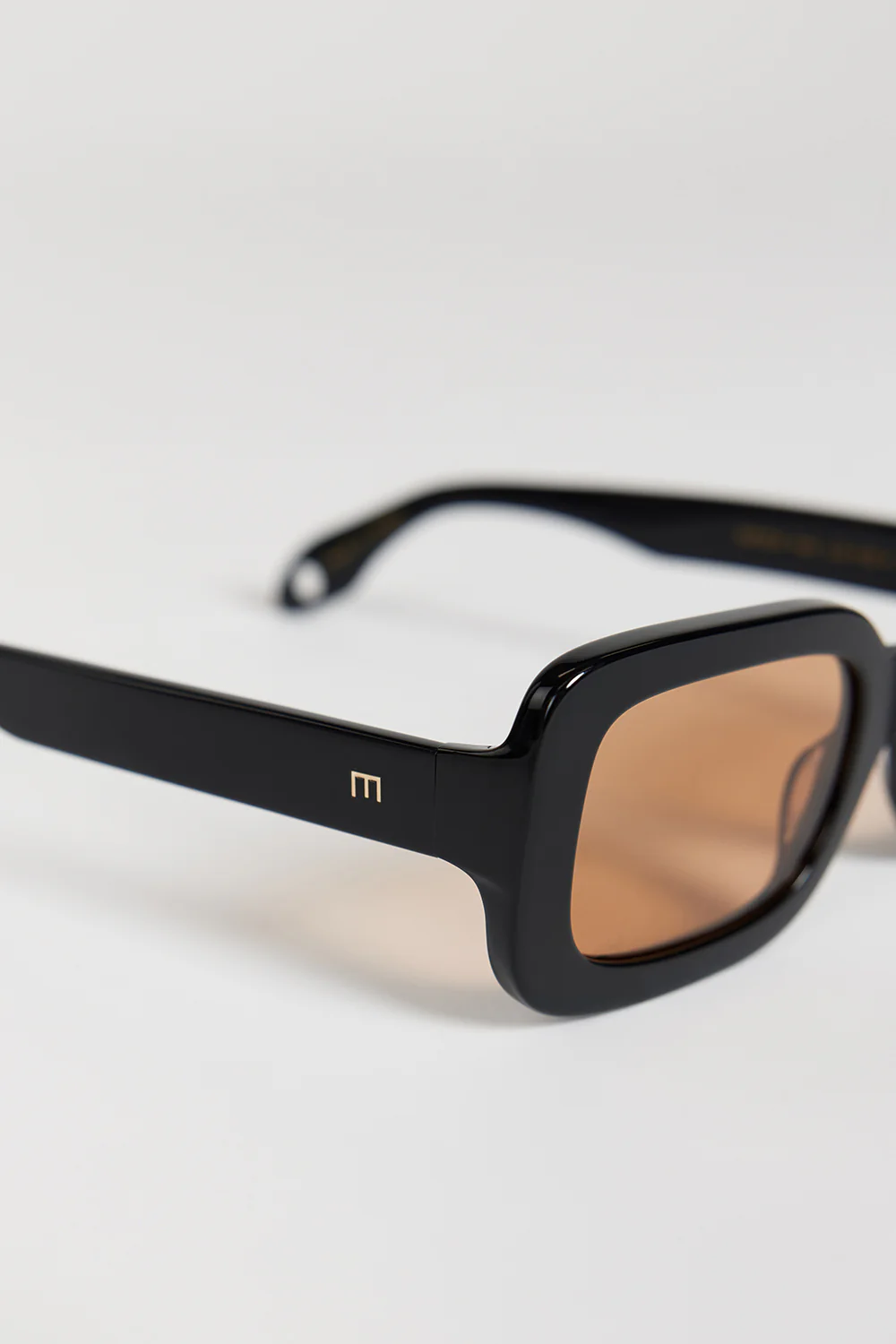 ELISA JOHNSON LEXI GLOSS BLACK LIGHT BROWN LENS SUNGLASSES - Gamepaces