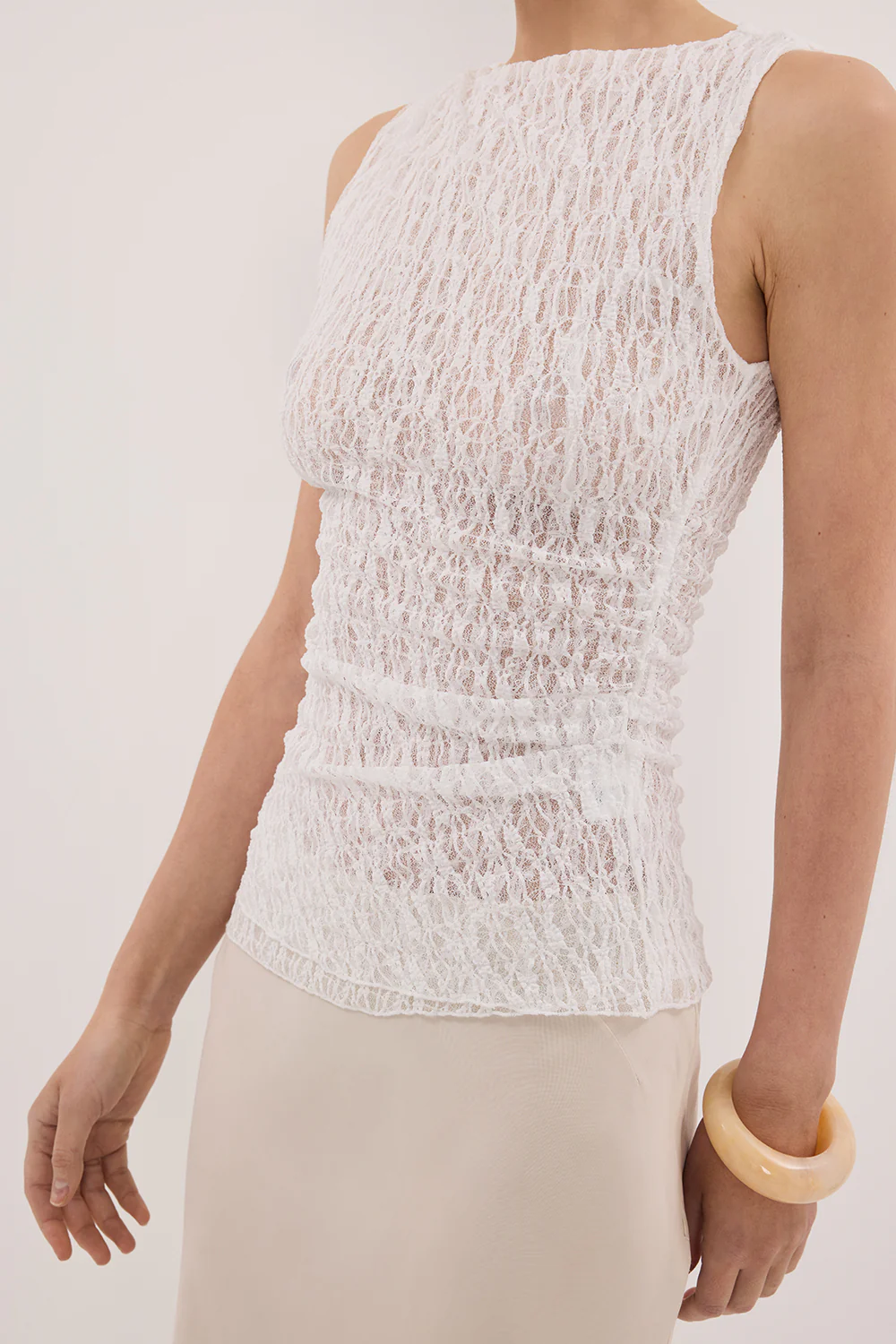 LIZZIE WHITE SLEEVELESS LACE TOP - Gamepaces