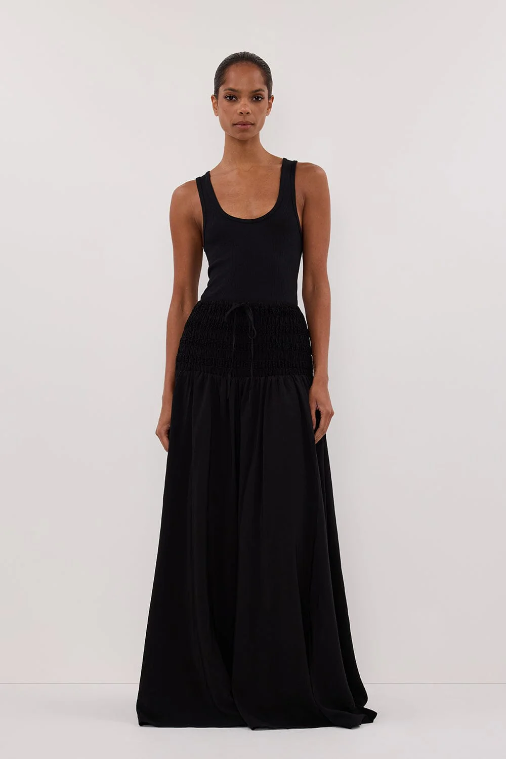 SIERRA BLACK TEXTURED MIDI SKIRT - Gamepaces