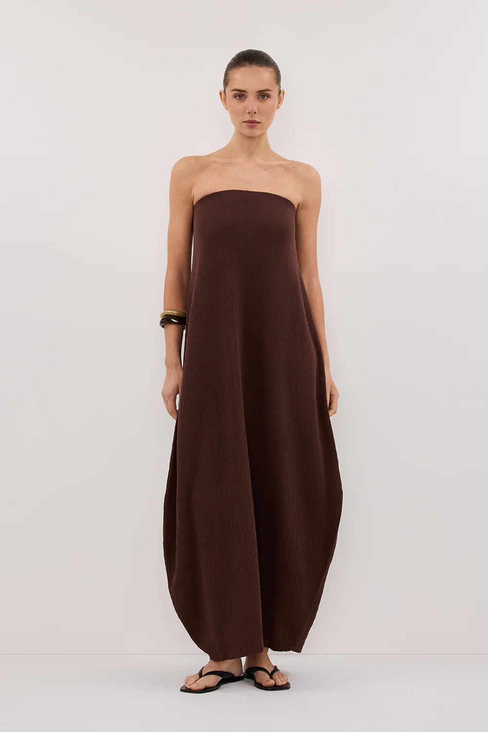 ALIAS CHOC TEXTURED KNIT STRAPLESS MIDI DRESS - Gamepaces