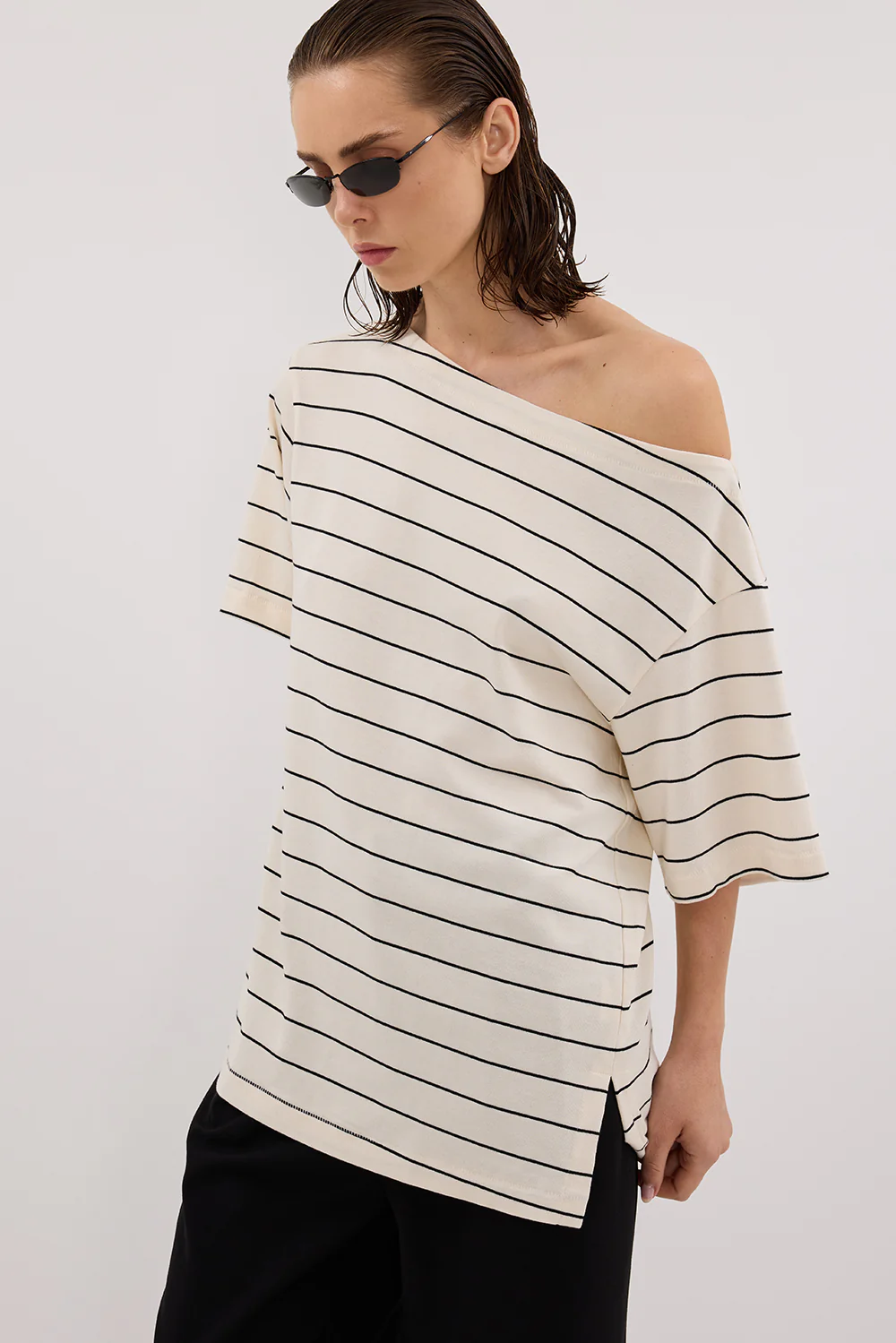 ESME OFF WHITE  STRIPE ASYM TEE - Gamepaces