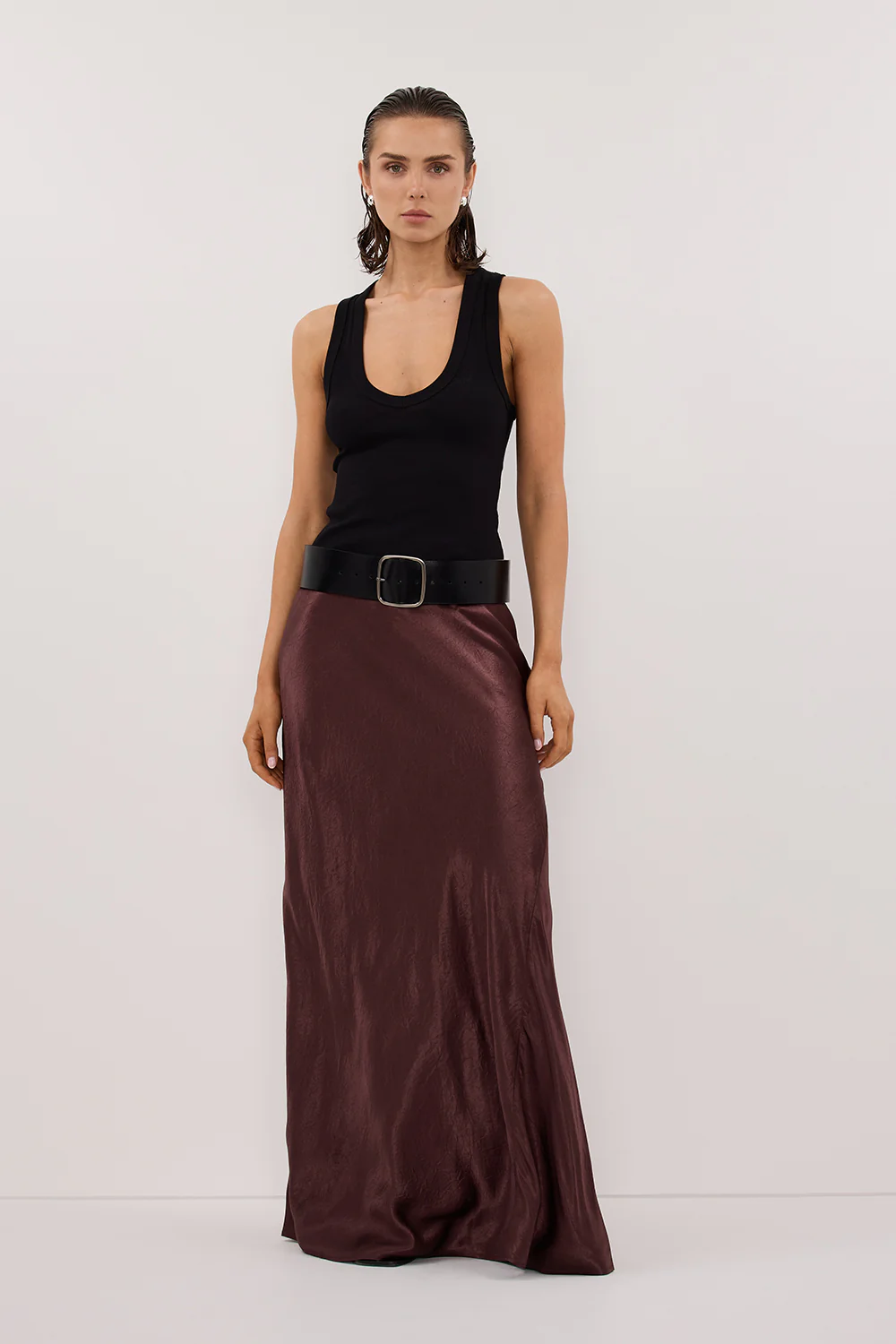 YASMIN BLACK SLEEVELESS KNIT TANK - Gamepaces