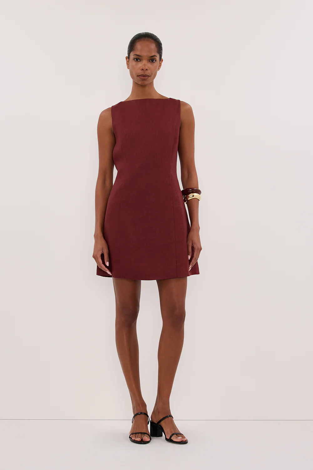 LACY SAHARA SLEEVELESS LINEN MINI DRESS - Gamepaces