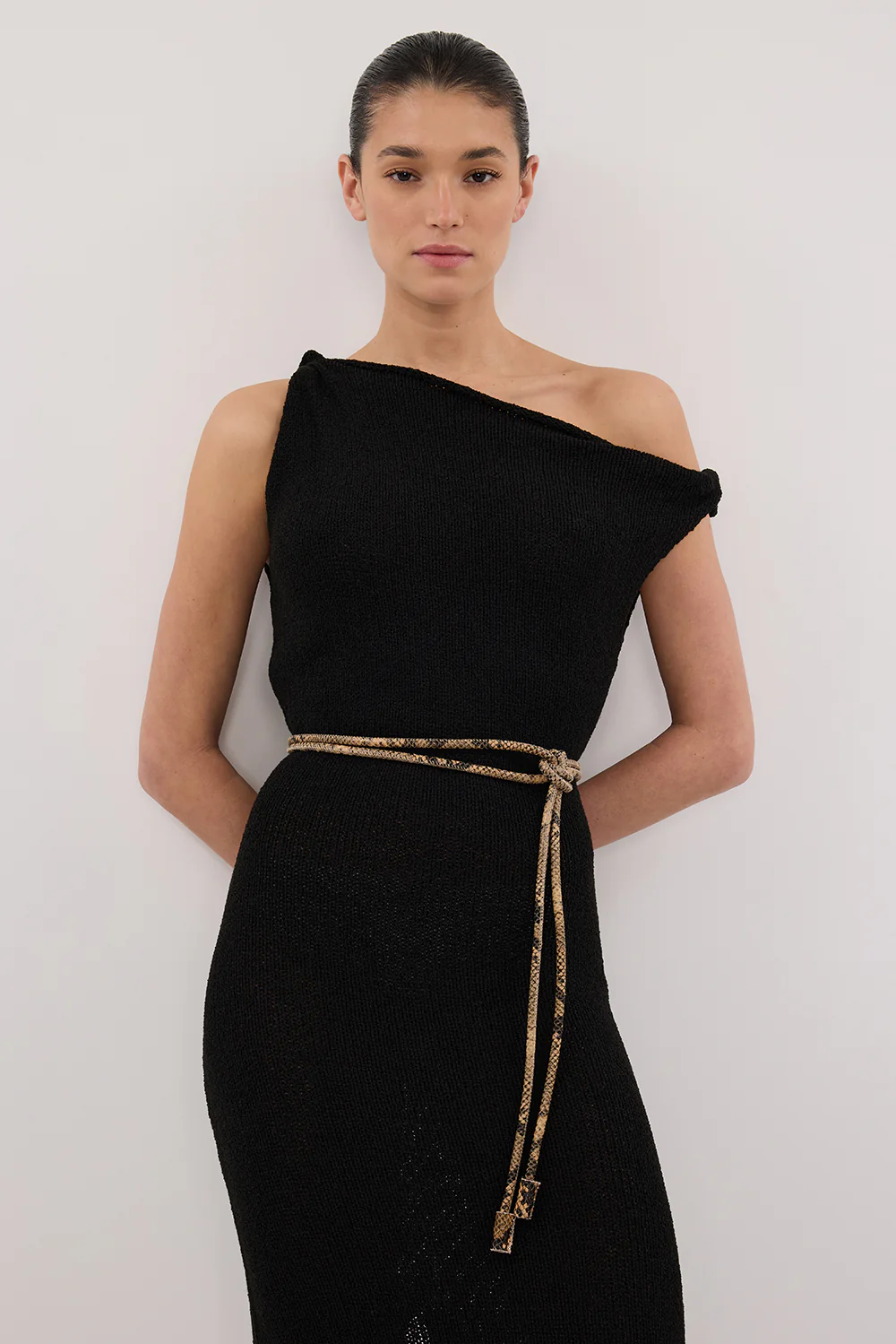 KARA BLACK KNIT SLEEVELESS MIDI DRESS - Gamepaces