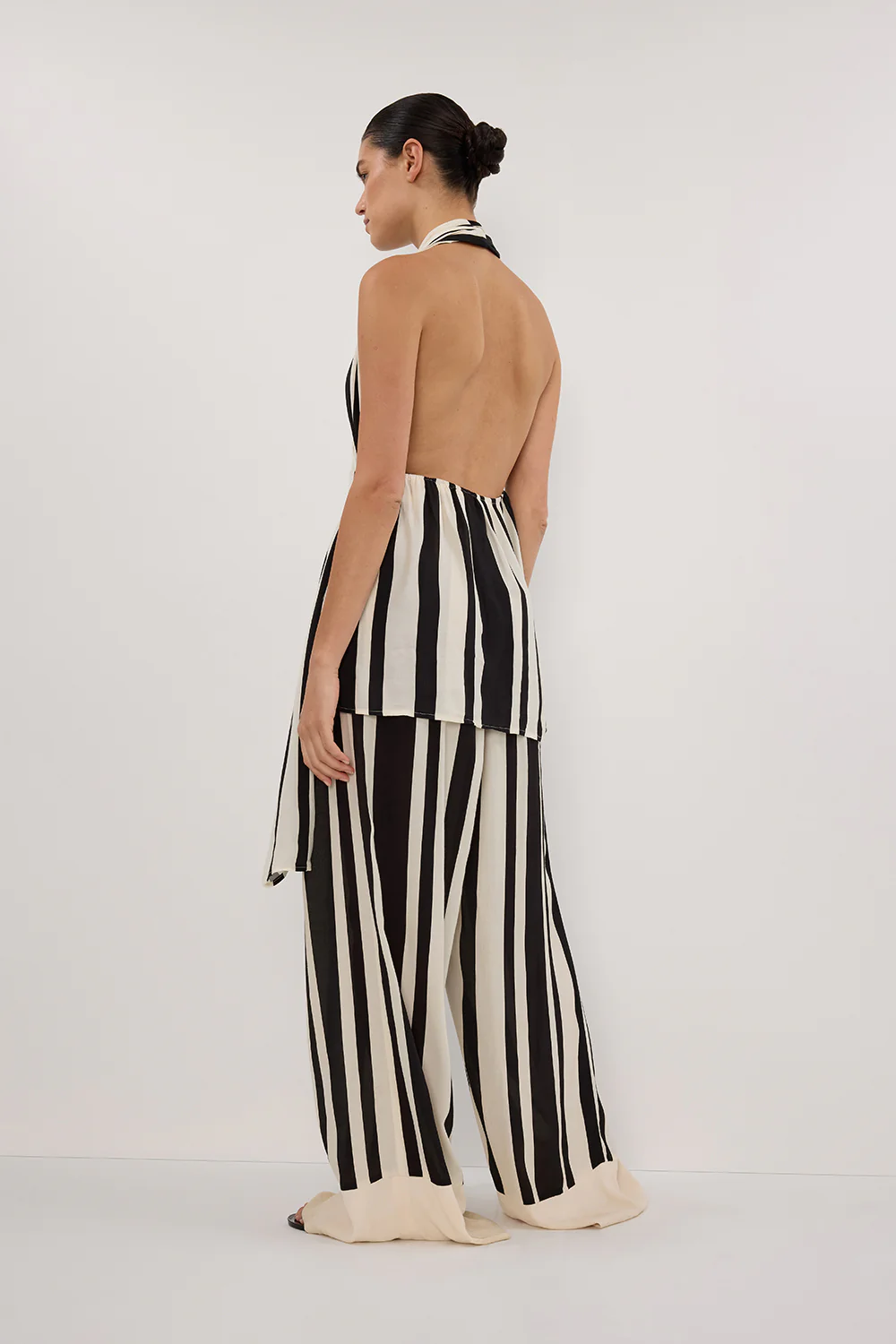 BEAU BLACK STRIPE HALTER TOP - Gamepaces