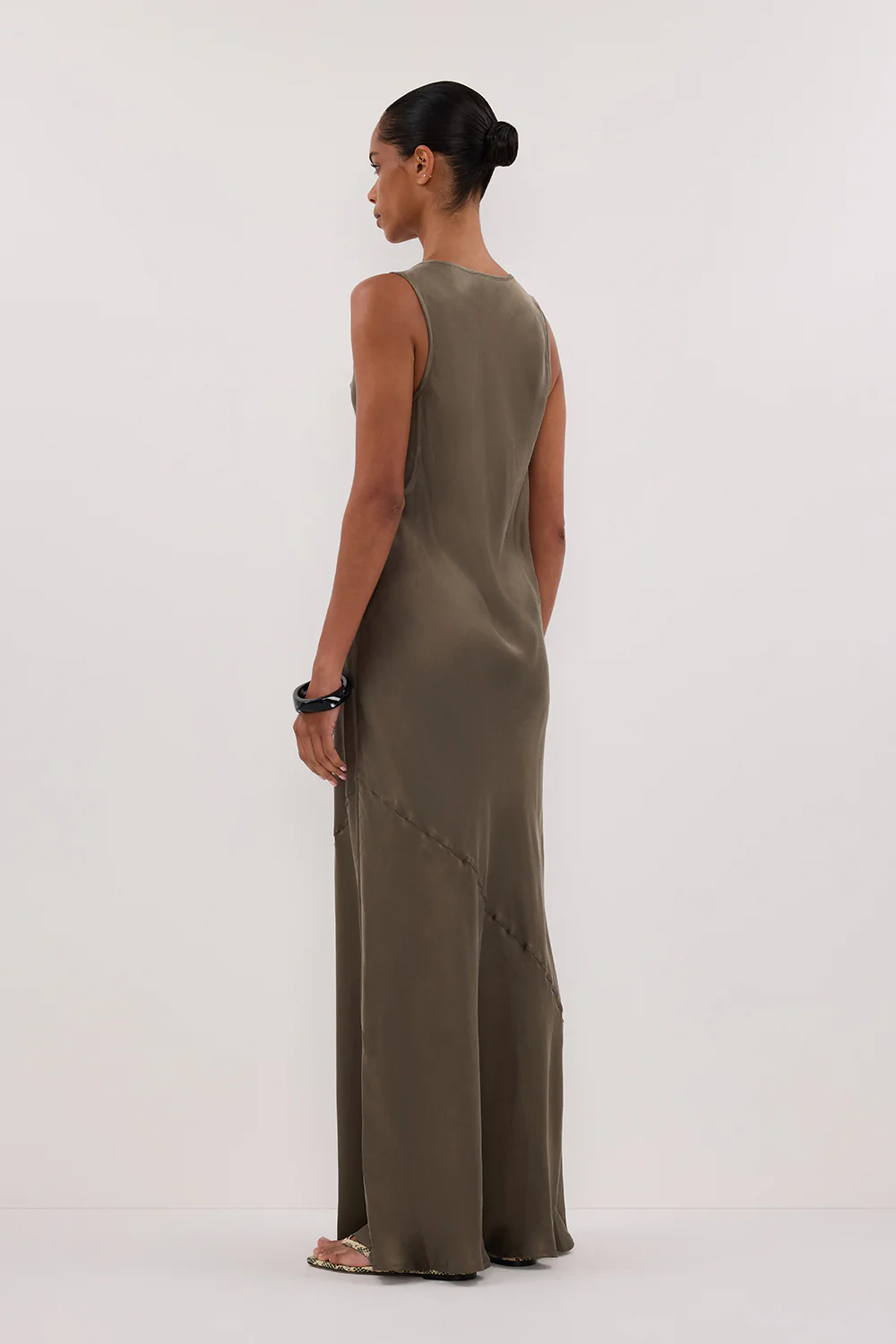 DARCY OLIVE SILK MAXI DRESS - Gamepaces
