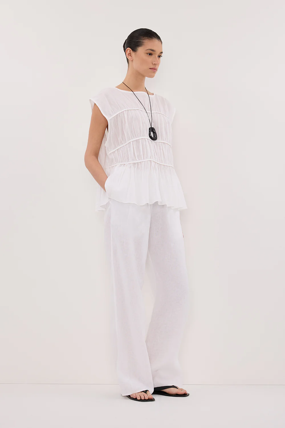 FLYNN WHITE LINEN BLEND TIERED TOP - Gamepaces