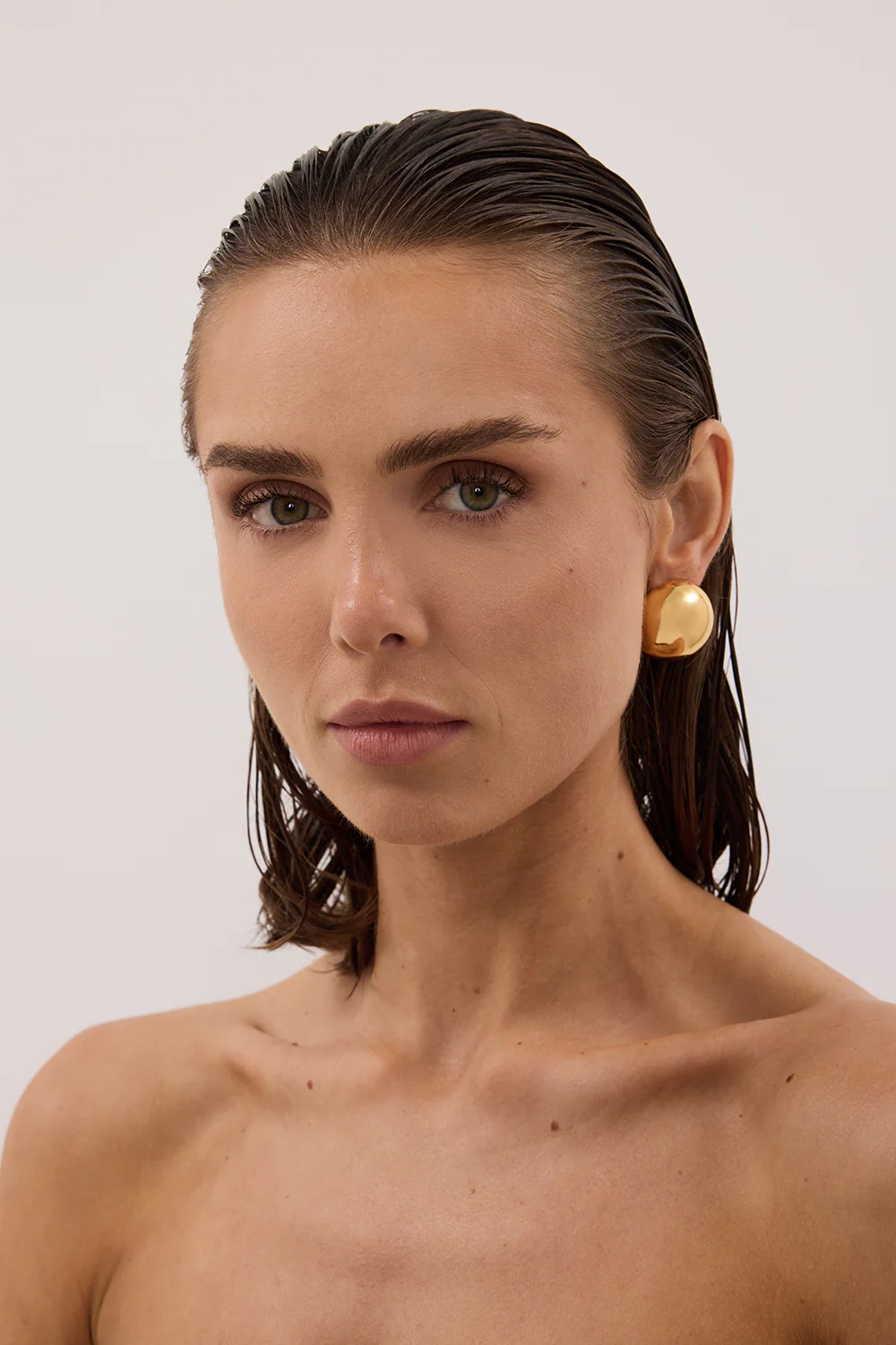 ANNA ROSSI DOMED GOLD EARRING - Gamepaces