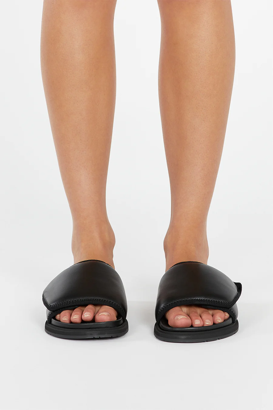 DOF STUDIOS AMARA NERO SLIDE - Gamepaces