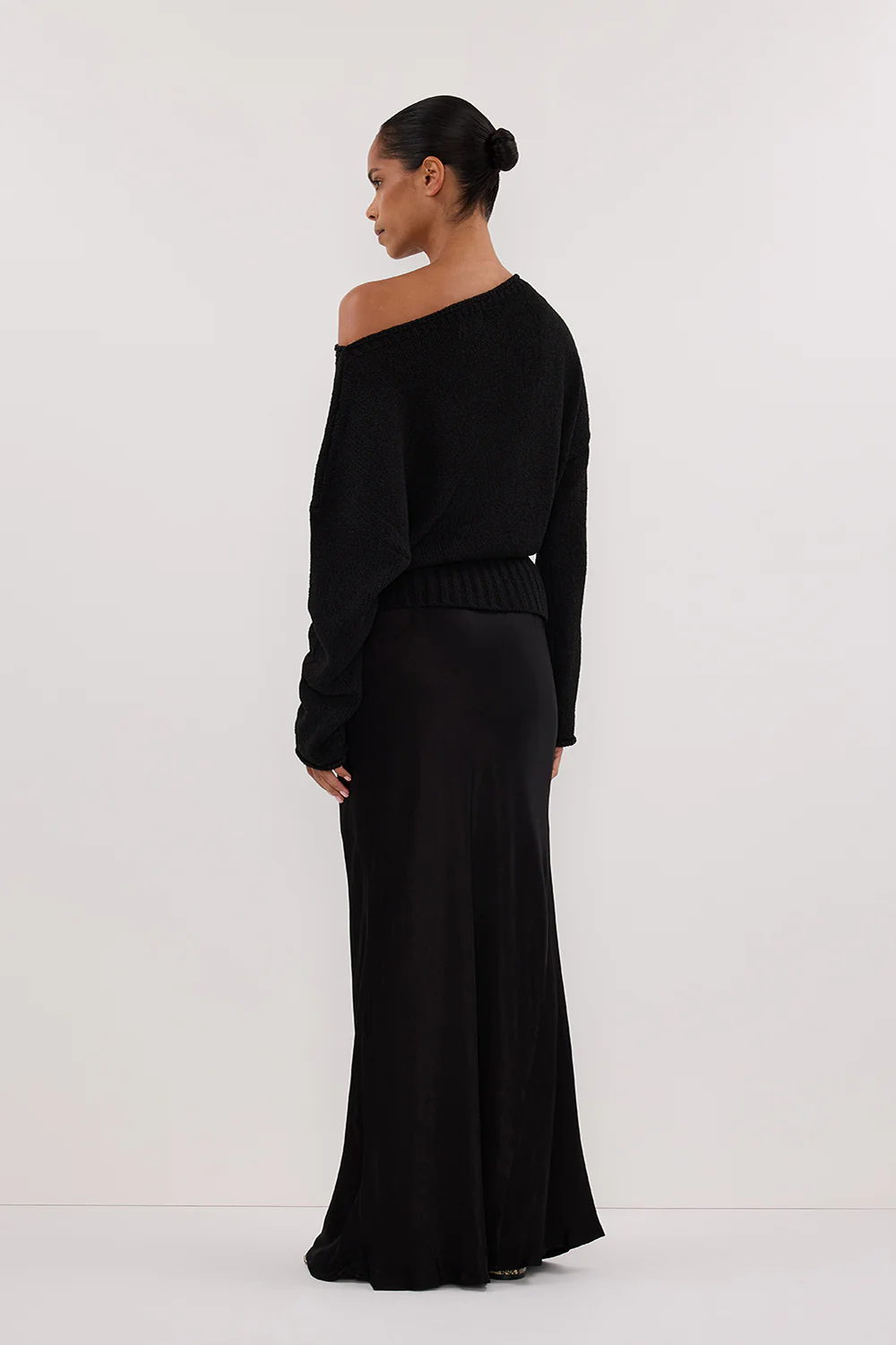 JULES BLACK LONG SLEEVE KNIT TOP - Gamepaces