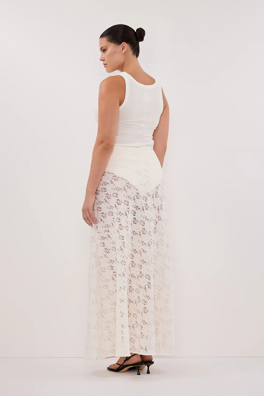 LOULA WHITE LACE SKIRT - Gamepaces