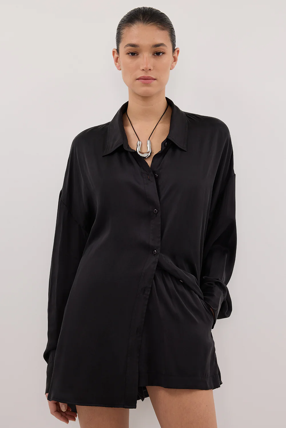 ISLA BLACK SILK SHORT - Gamepaces