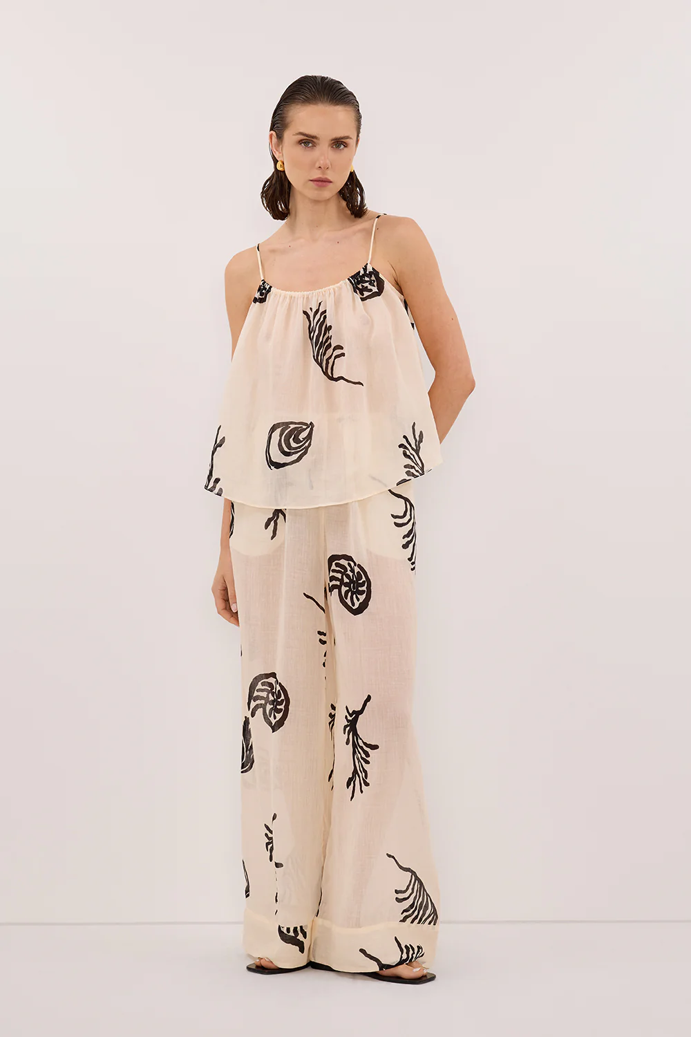 POSITANO SANDSTONE SLEEVELESS RAMIE  TOP - Gamepaces