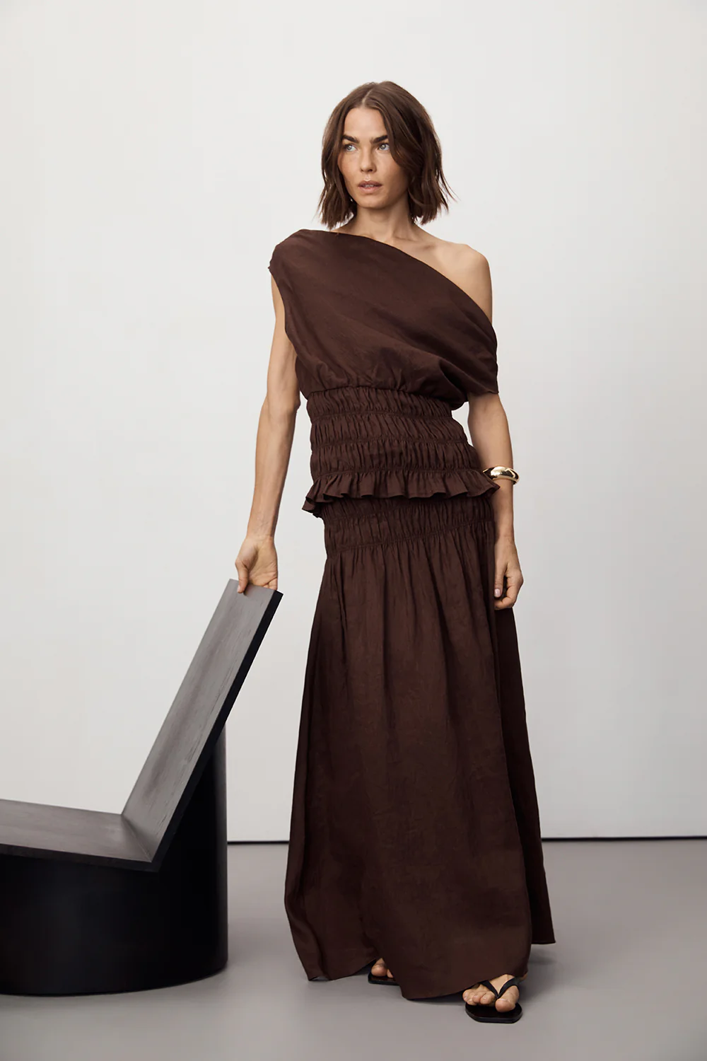 MAIA COCOA LINEN SHIRRED MIDI SKIRT - Gamepaces