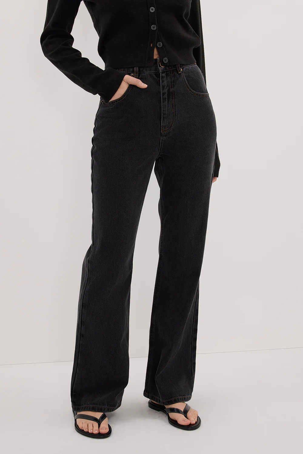 NOELLE BLACK RINSE BOOTLEG JEAN - Gamepaces