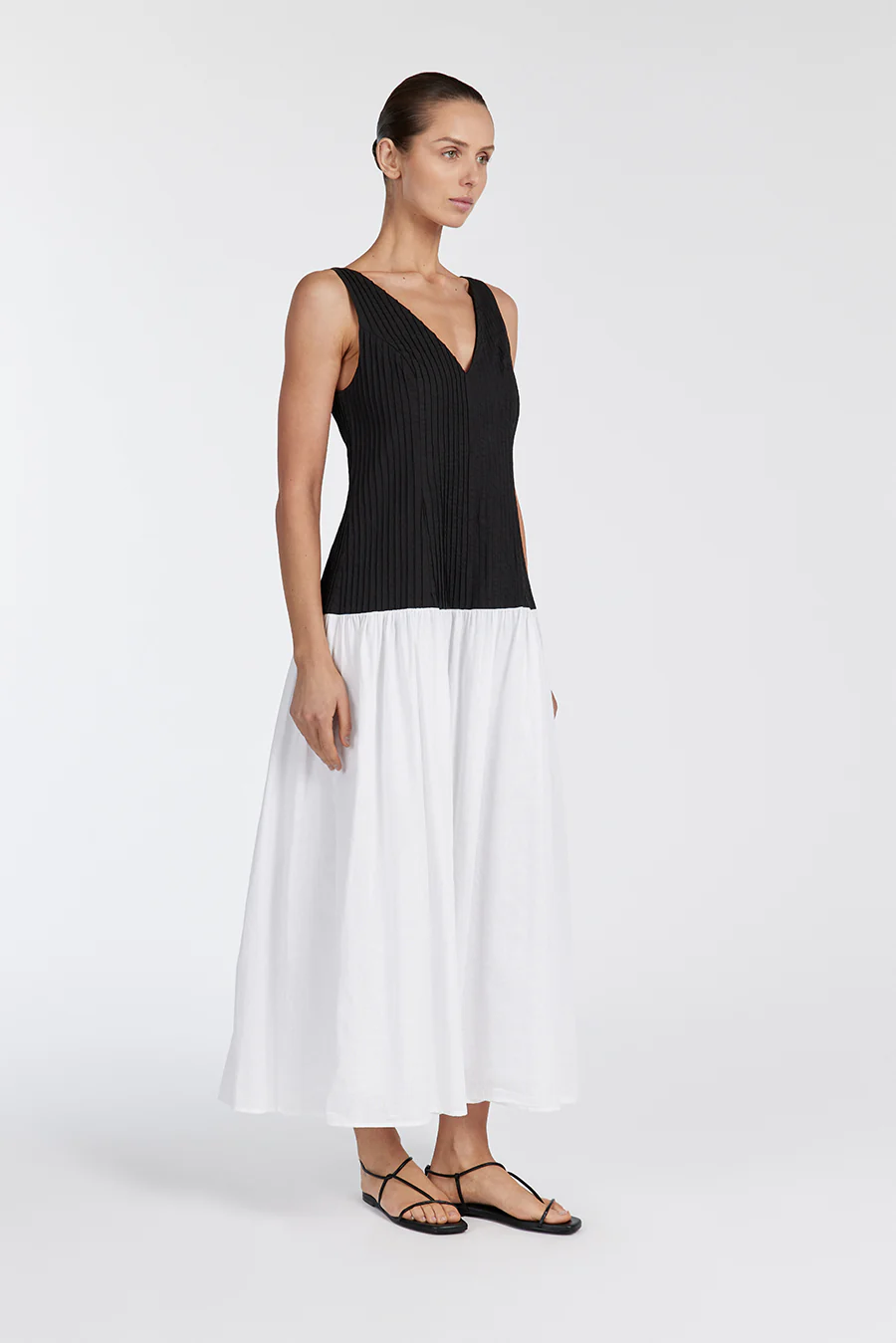 KELSIE BLACK & WHITE MIDI DRESS - Gamepaces