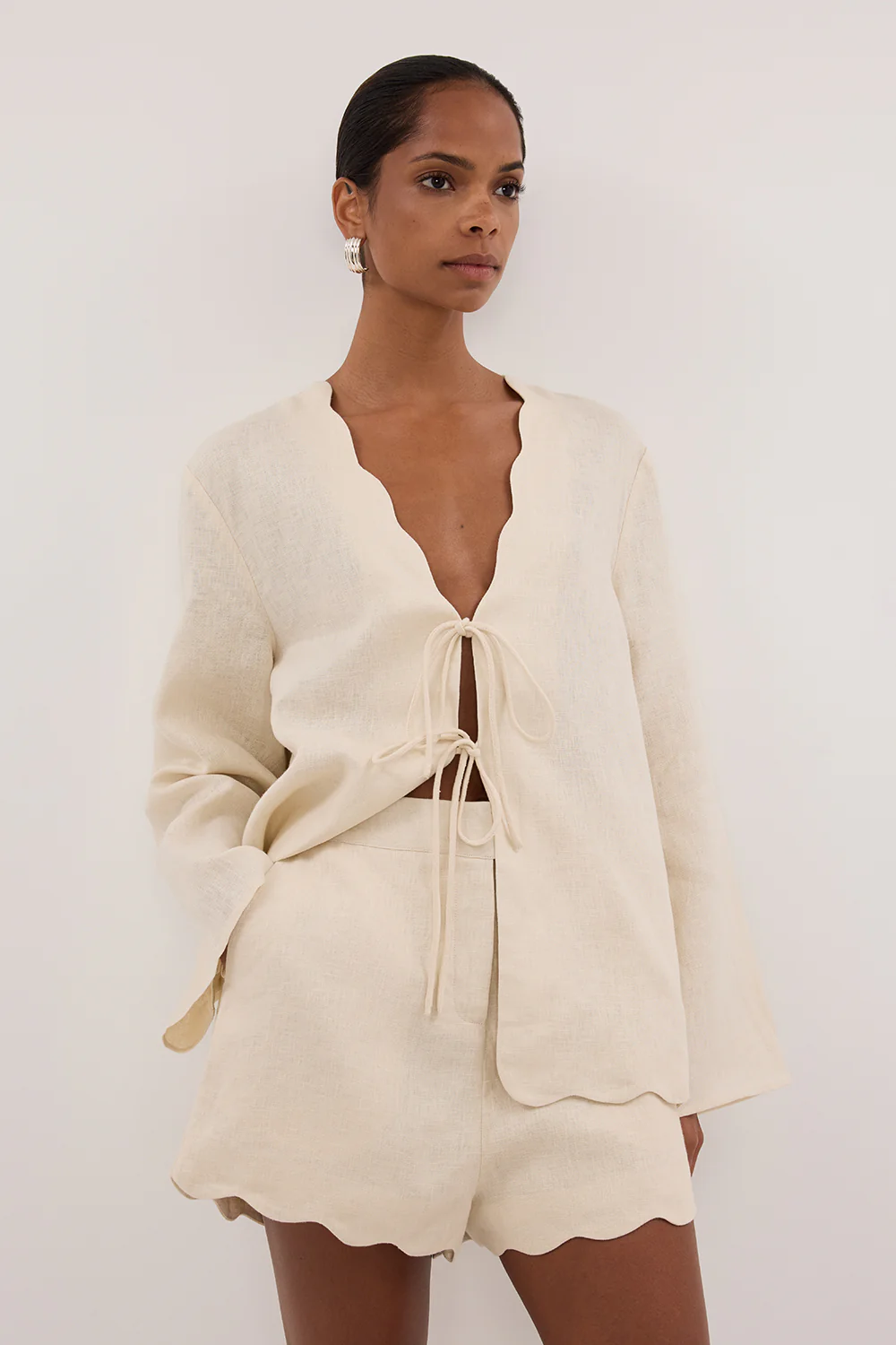 LELA SANDSTONE LINEN SHORT - Gamepaces