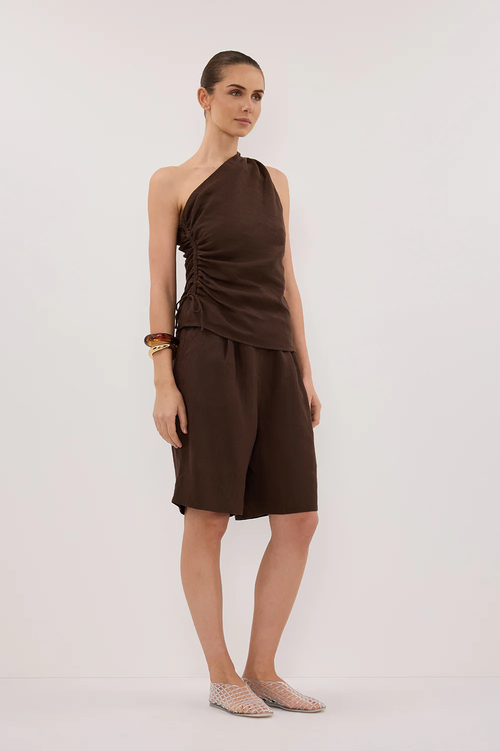 KAYLA BITTER CHOC LINEN BERMUDA SHORT - Gamepaces