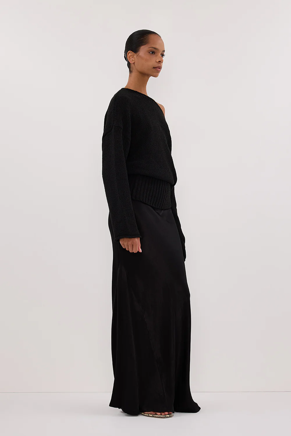 JULES BLACK LONG SLEEVE KNIT TOP - Gamepaces