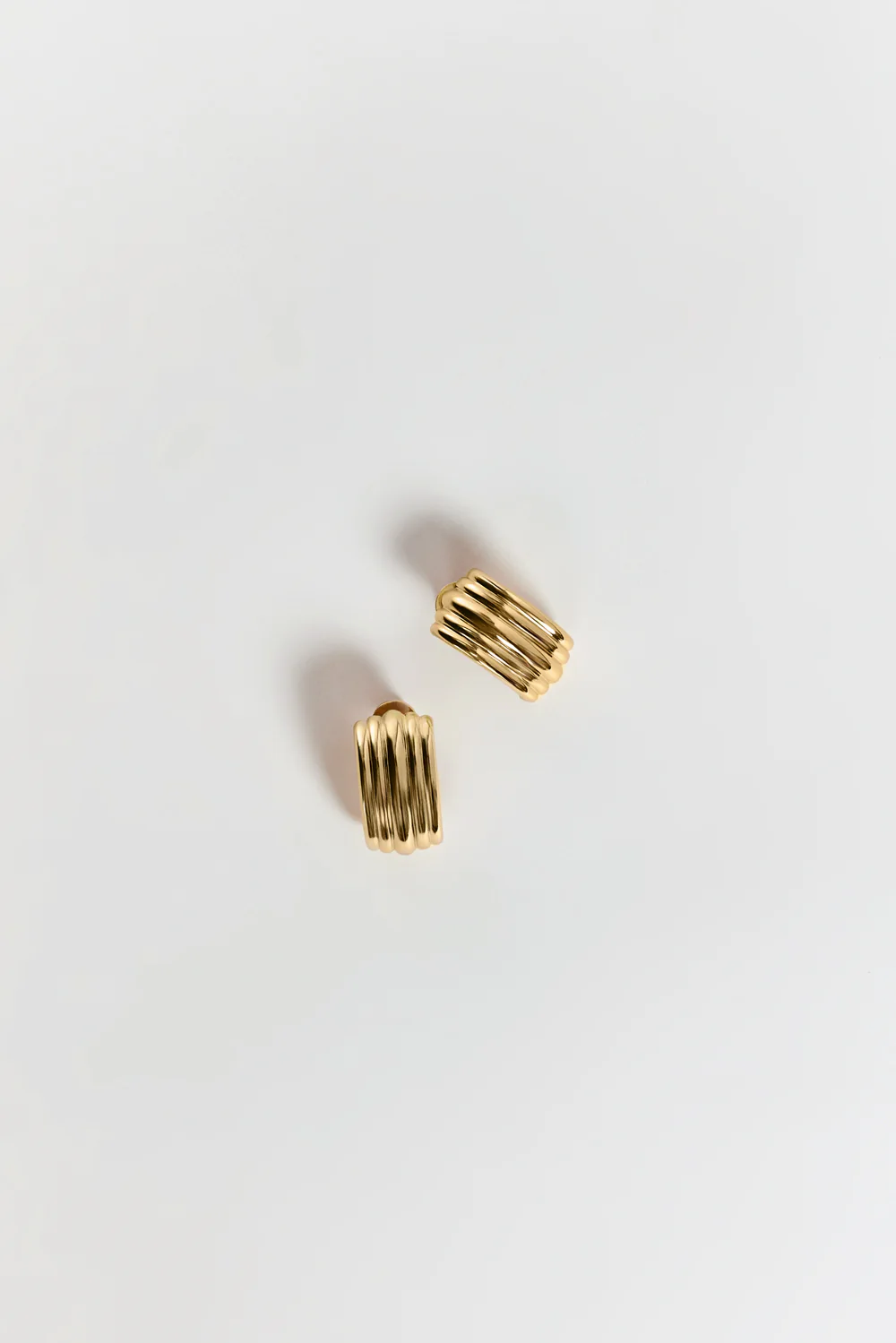 M  GA WATERFALL LARGE GOLD EARRING - Gamepaces