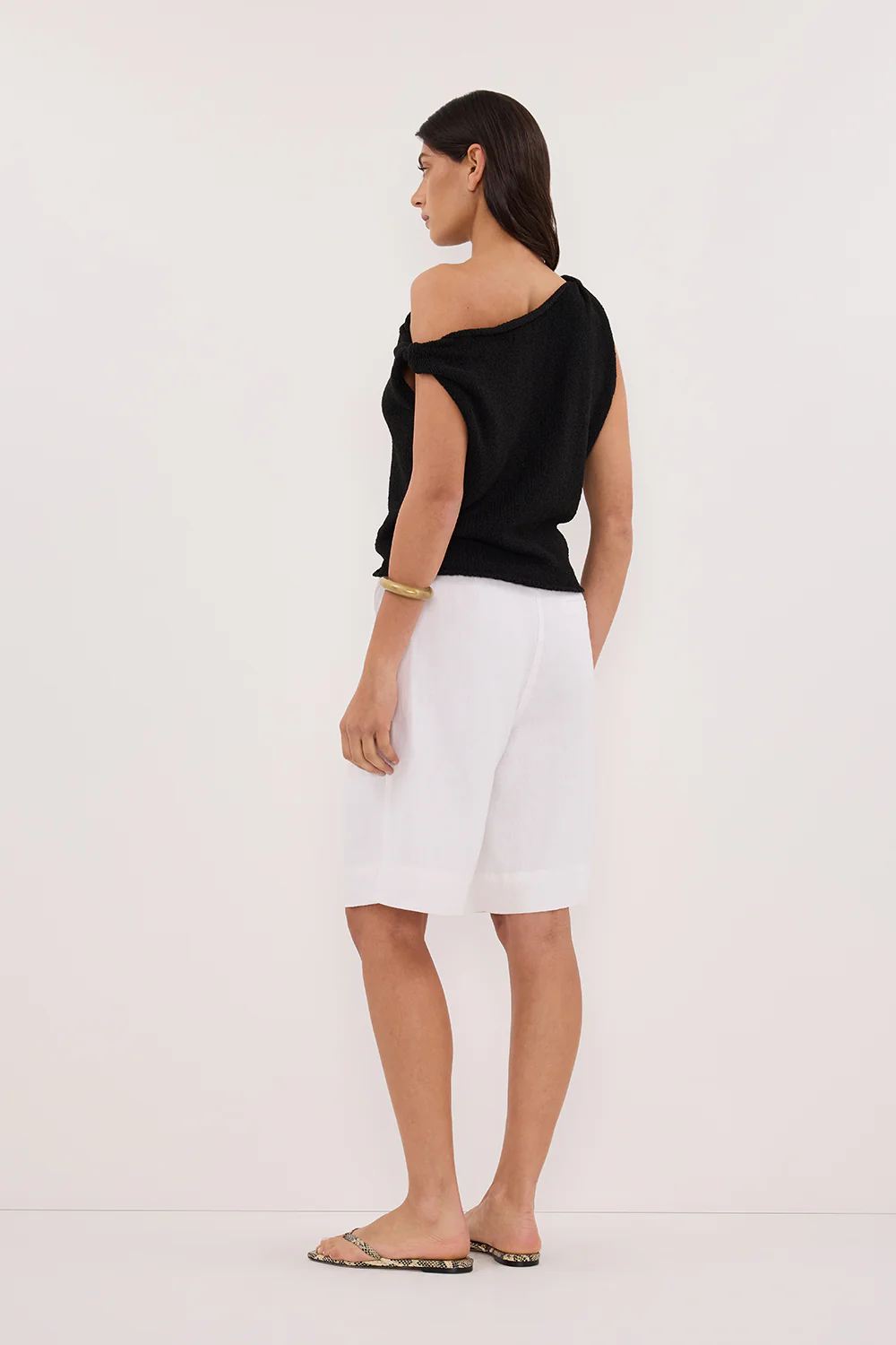 KARA BLACK ASYM KNIT TOP - Gamepaces