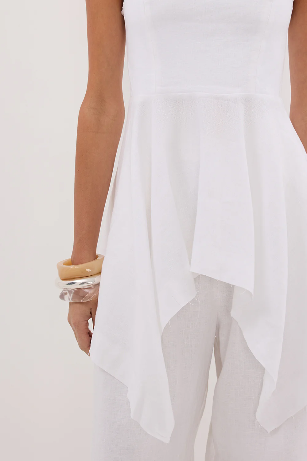 LUNA WHITE LINEN HANDKERCHIEF TOP - Gamepaces