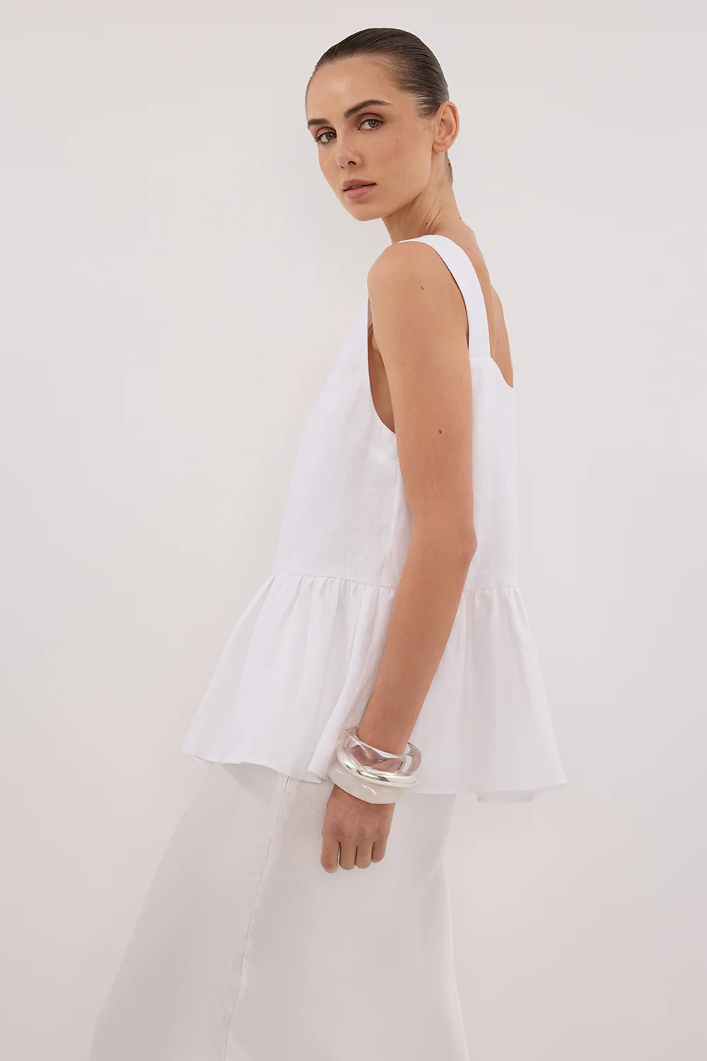 DAISY WHITE LINEN PEPLUM TOP - Gamepaces