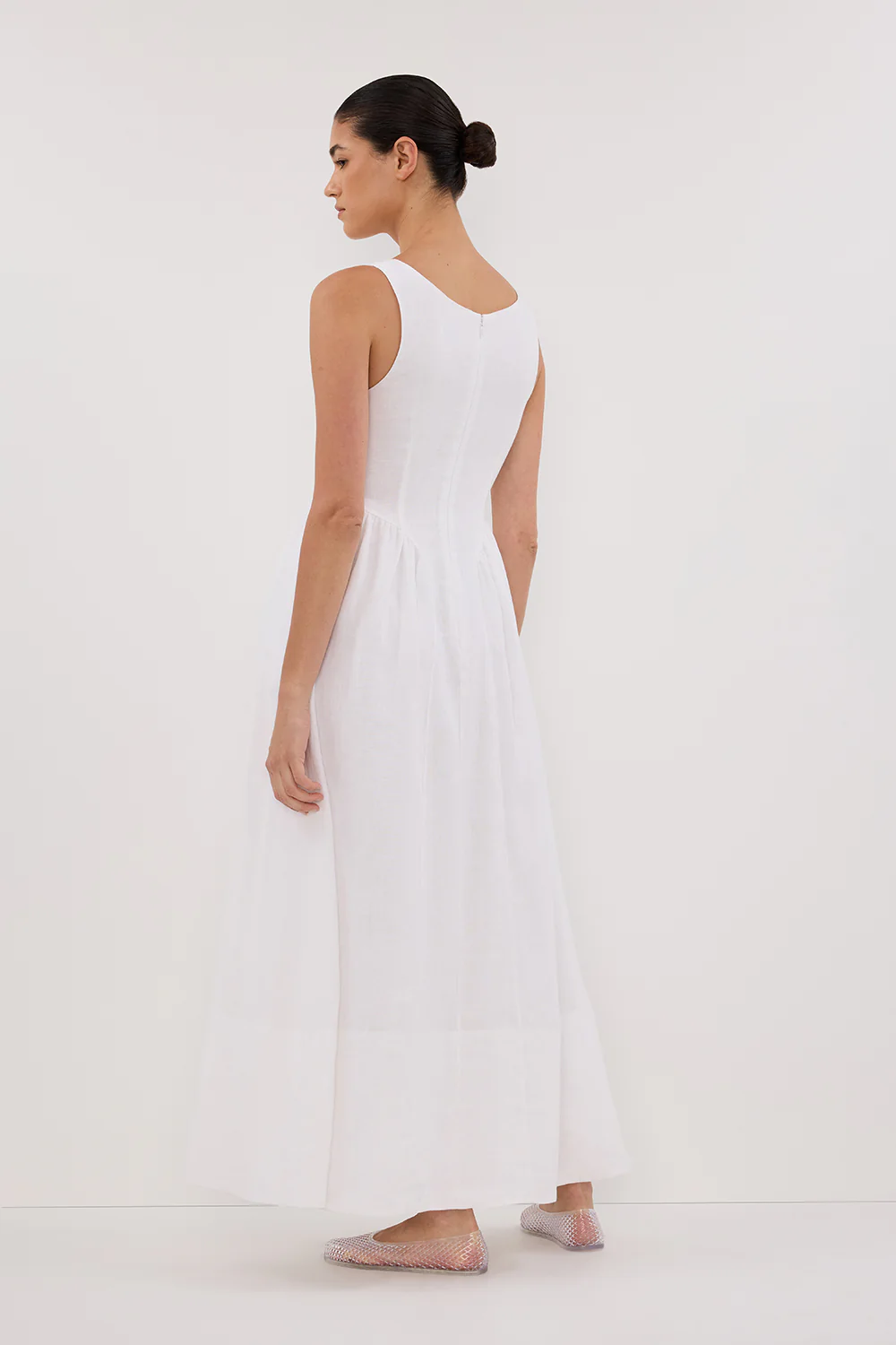 IBIZA WHITE LINEN DRESS - Gamepaces