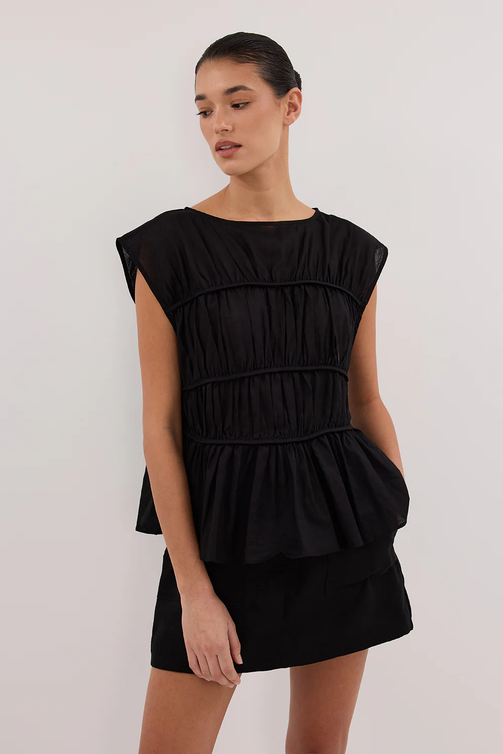 EVA BLACK LINEN SKORT - Gamepaces