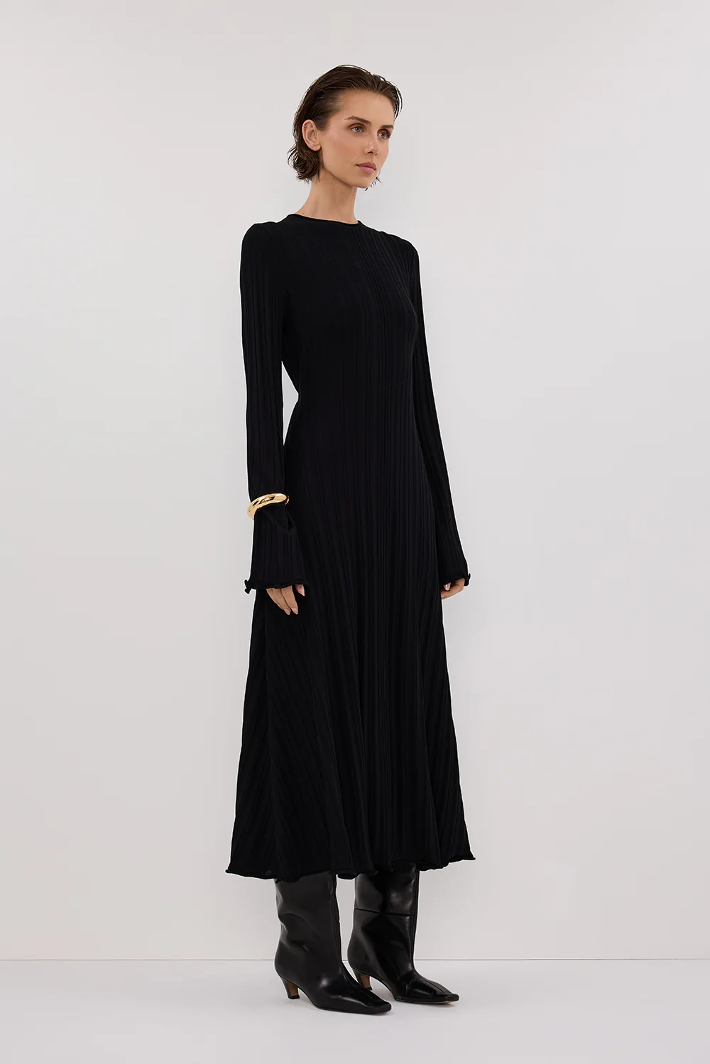 SYLVIA BLACK KNIT MIDI DRESS - Gamepaces